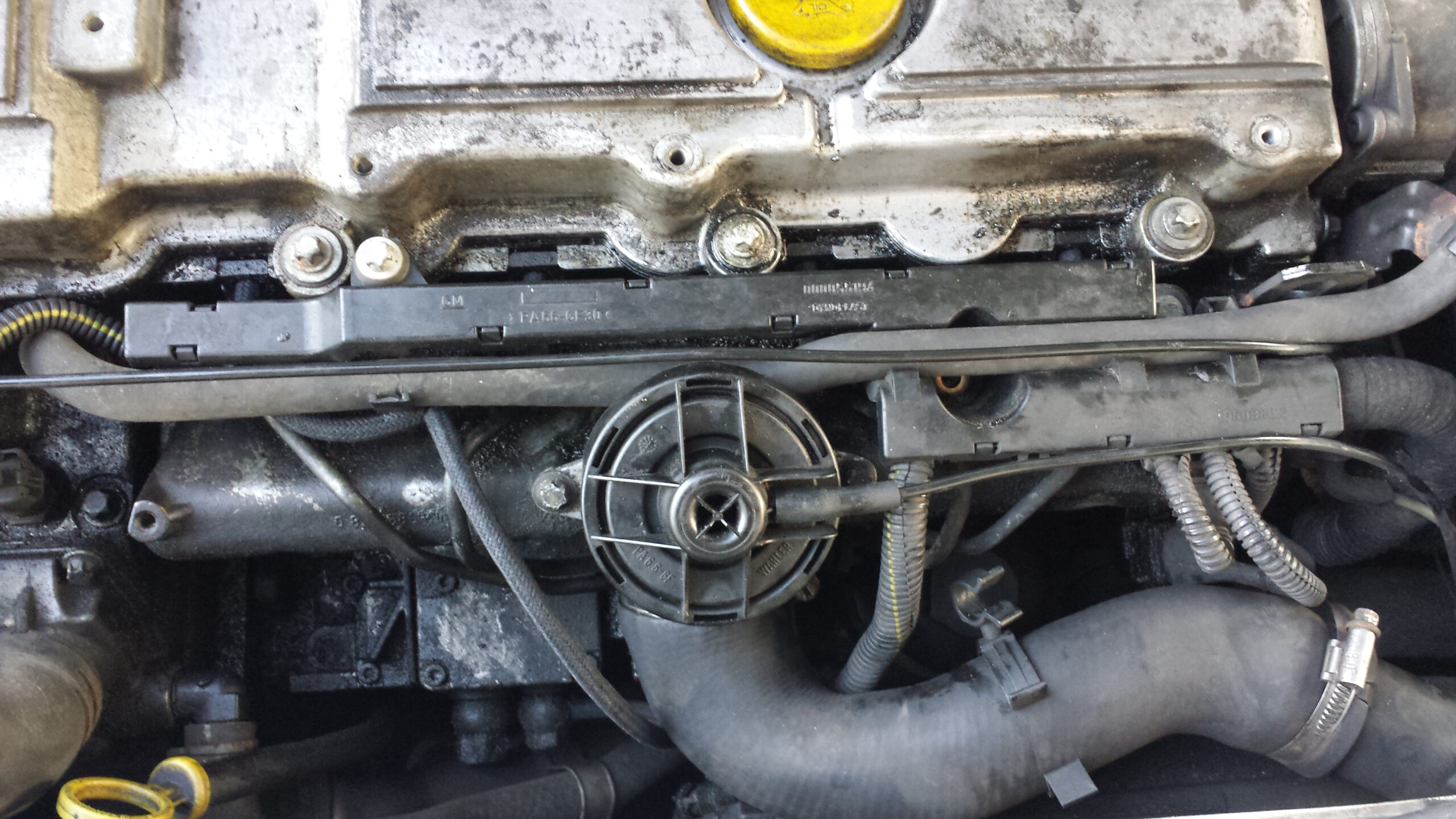 How To Replace the fuel spill / leak off pipes on a Vauxhall Zafira A